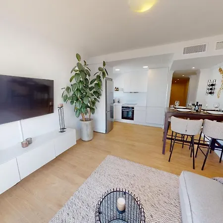 El Dorado - Totally Renovated Apartment